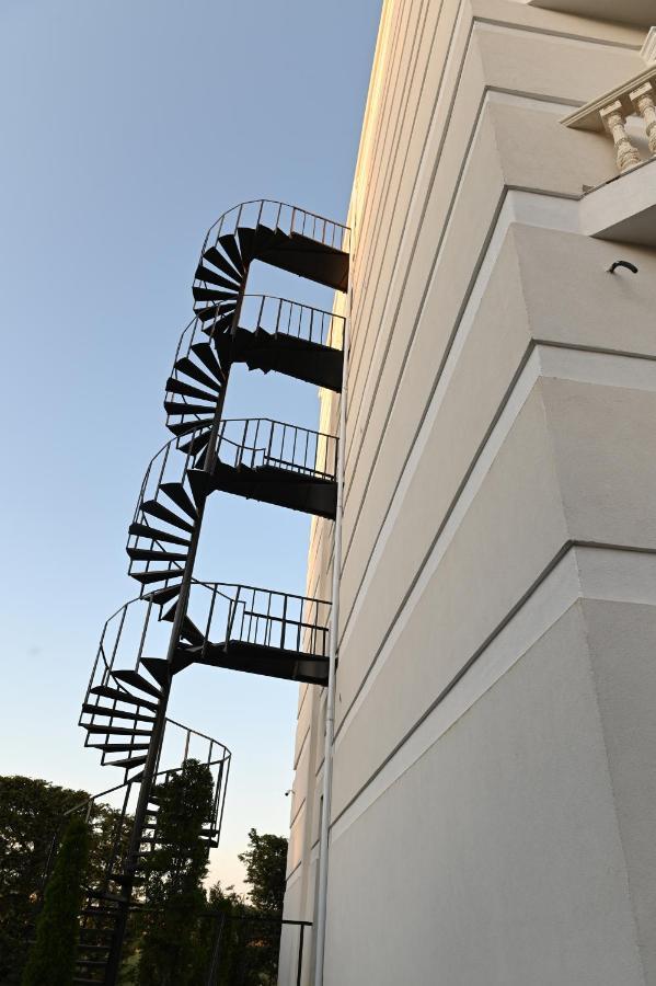 Hotel Onufri Golem  Exteriér fotografie